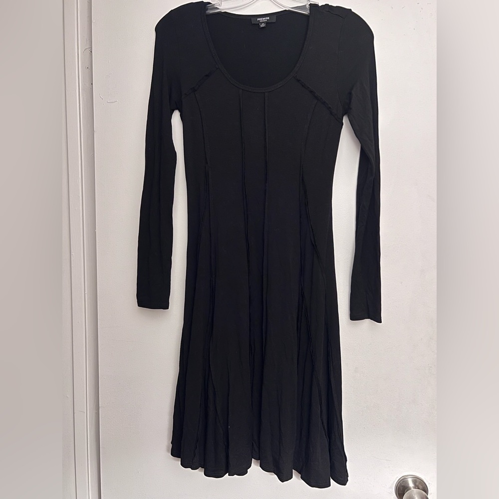 Black flowy dress